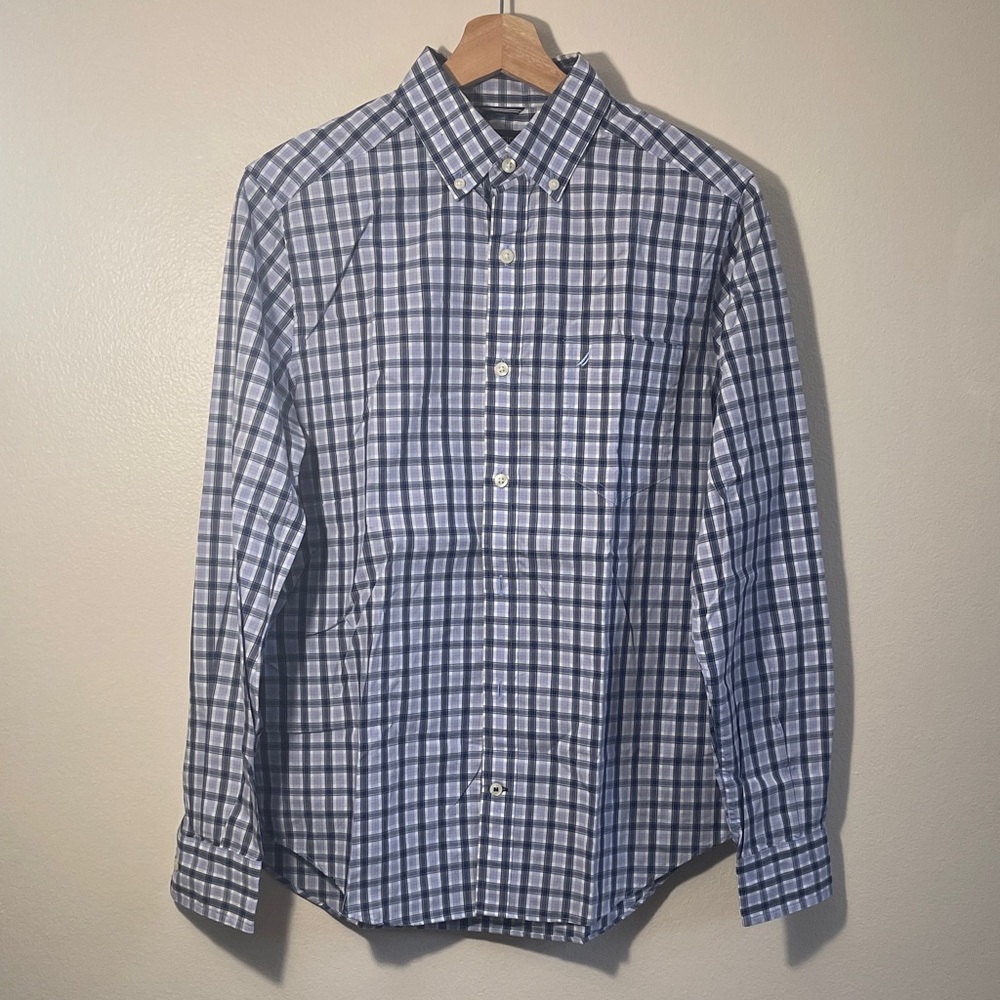 Nautica Navy and White Plaid Button Down Shirt Small